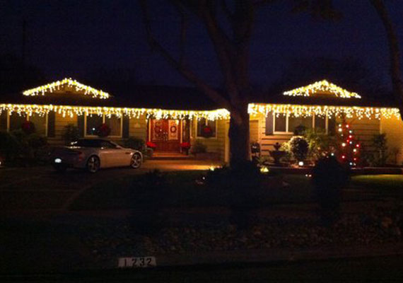 Christmas Lights for Residential house San Jose